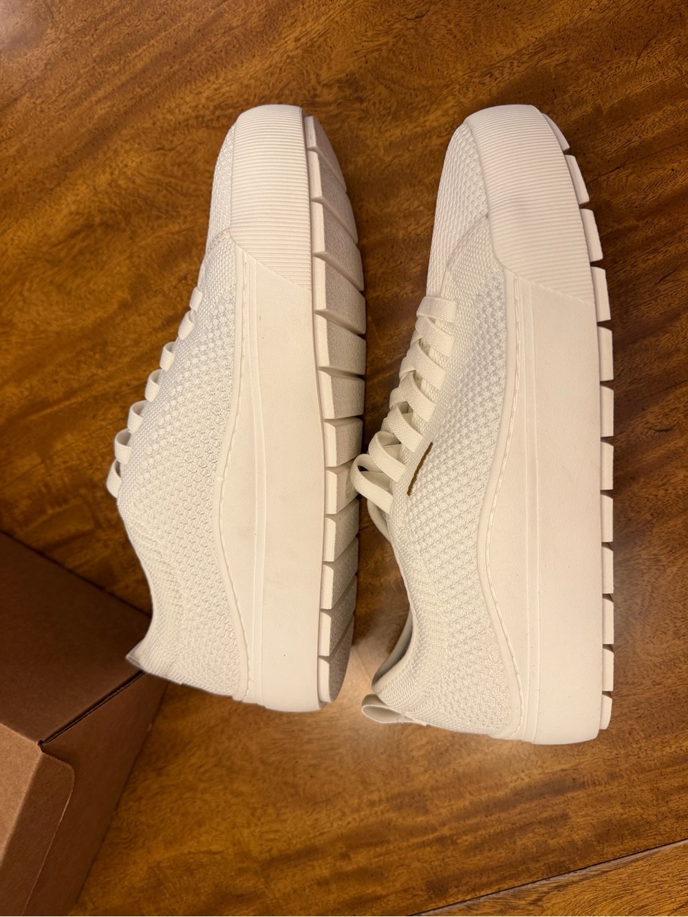 DR. SCHOLL’S  women’s  Time Off Knit Lace-Up Sneaker - Picture 11 of 13